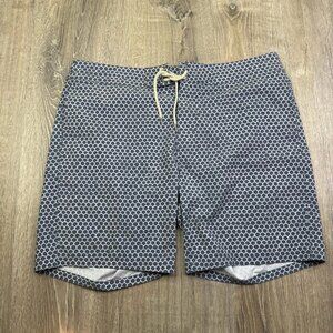 Faherty Mens Gray & White Slim Fit  Fishscale Batik Print Boardshort Size 36